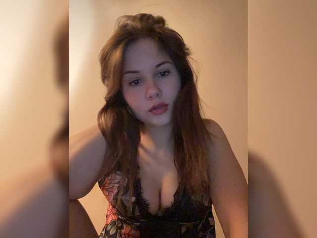 Broadcast screenshots LunaaMoon