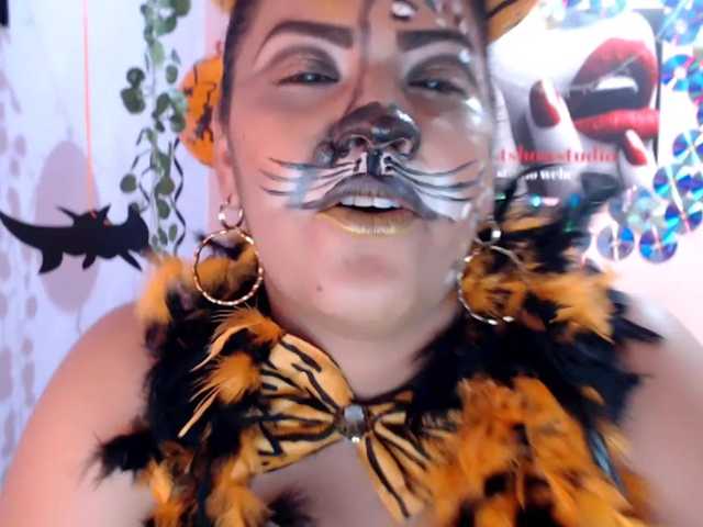 Broadcast screenshots lunalustx