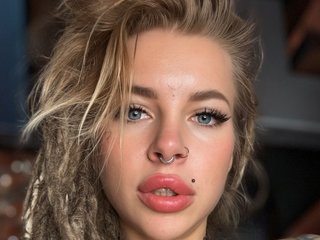 Erotic video chat LunaRay