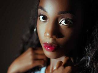 Erotic video chat lunayagger