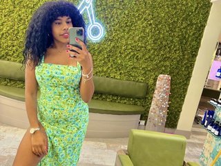 Erotic video chat Lunnalive