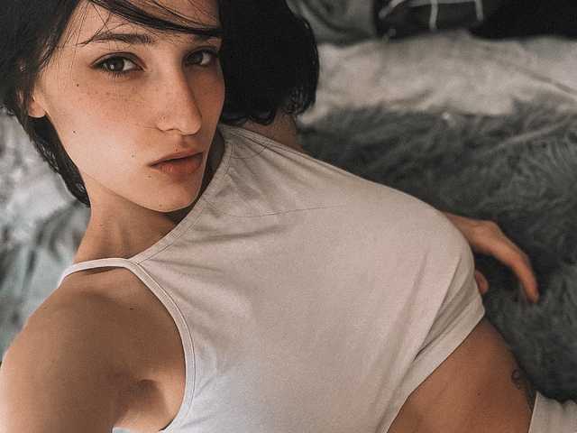 Photo of the profile LuxBrunette
