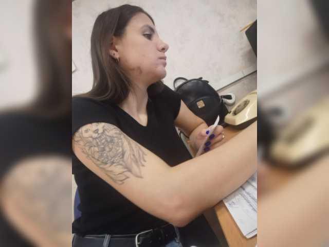 Broadcast screenshots LuxuryMilli