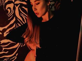 Erotic video chat LuxxurydiamonD