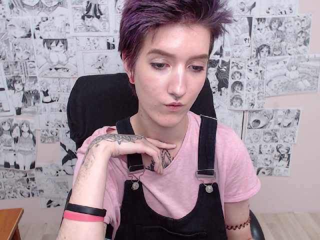 Broadcast screenshots LynCollinsX