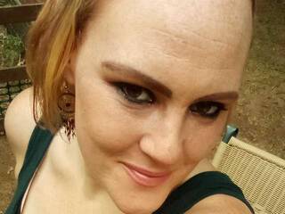 Erotic video chat Lynnlee