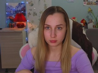 Erotic video chat Macyaa