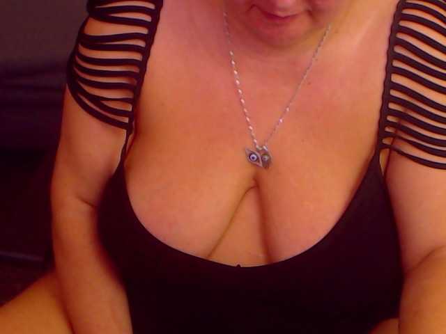 Photos MadameLeona My deepest weakness is wetness #Lush...#mature #bigboobs #bigass #lush #bbw .. i will show for nice tips !50for tits, 80pussy, 25 feet, 30belly ,45ass, 10 pm,,400naked&play&squirt,c2c 5 mins 40tips,