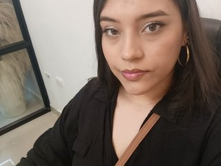 Erotic video chat MaddieEvans