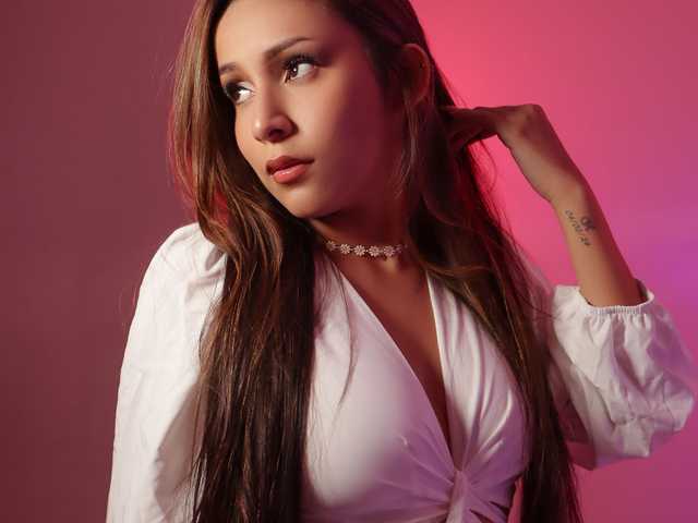 Photo of the profile MadelayneFiisher
