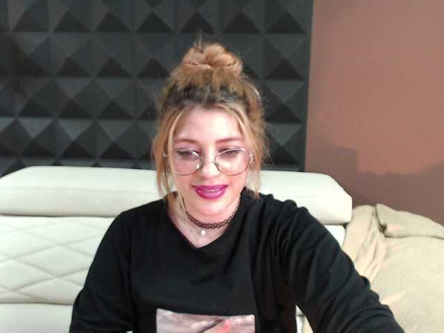 Broadcast screenshots MadisonKane