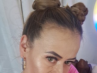 Erotic video chat MAGHENTA