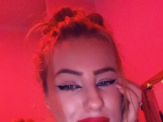 Erotic video chat Maiaaa22