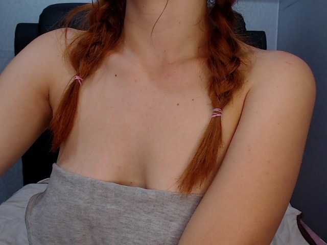 Broadcast screenshots mailyn-red