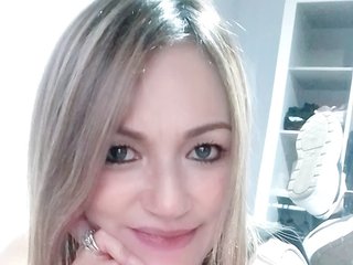 Erotic video chat MaitheMilf