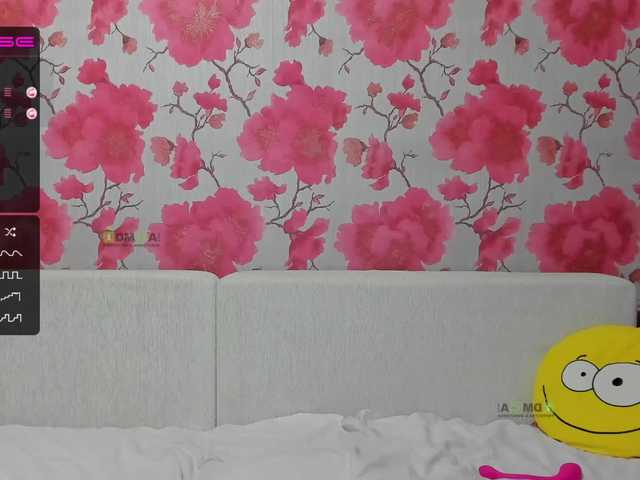 Broadcast screenshots MalvinaLovee