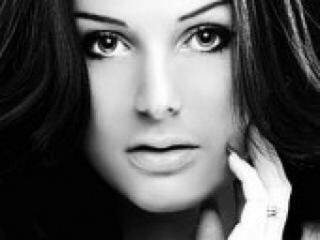 Erotic video chat maneater