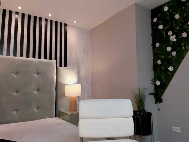 Broadcast screenshots ManuelaVega