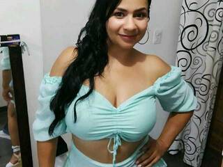 Erotic video chat VALENTINA390