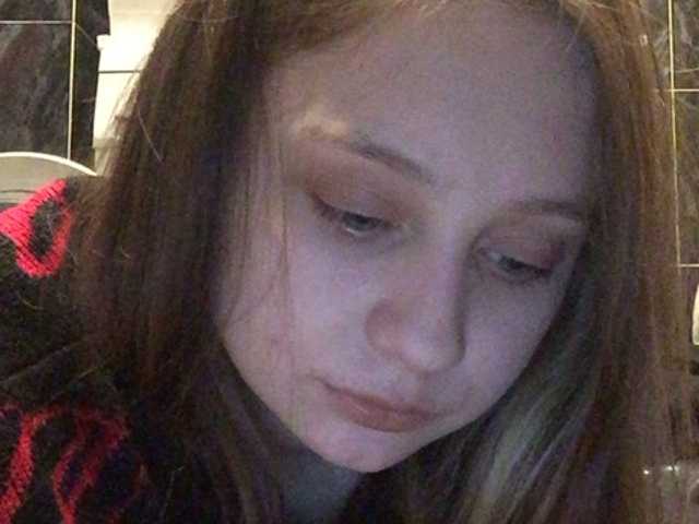 Broadcast screenshots Mariahiness18