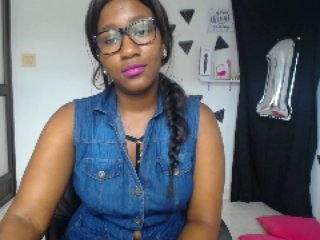 Broadcast screenshots marianaasexx