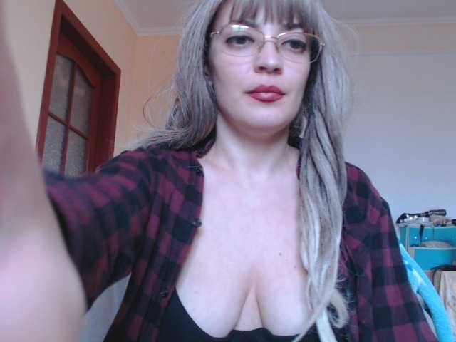 Broadcast screenshots Nikol53565
