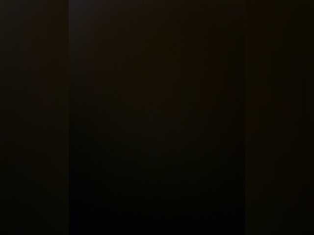 Welcome to my chat room! Feel free to say hi 😊