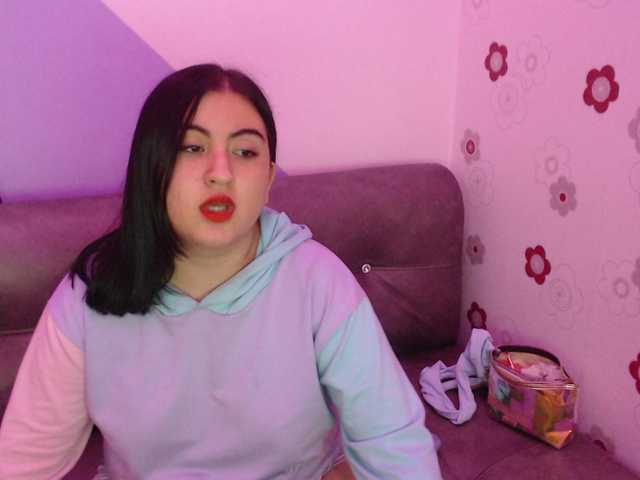 Photos Martina028 HI GUYS!!! WELCOME TO MY ROOM ♥ LET'S HAVE FUN TOGETHER