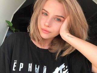 Erotic video chat MaryAngulo