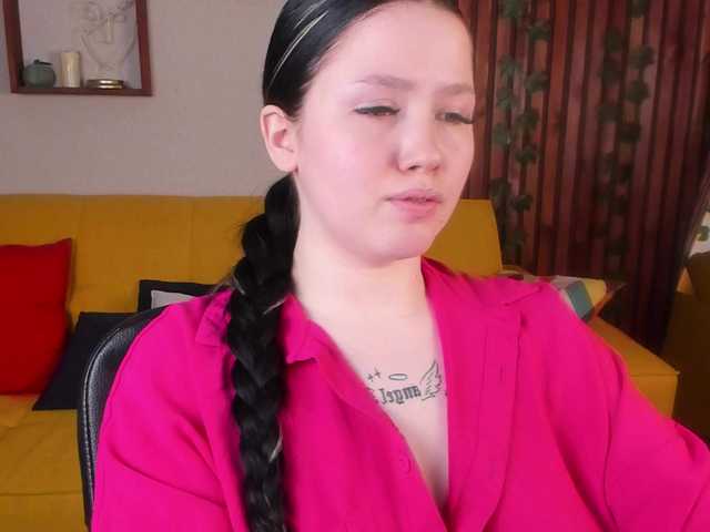 Broadcast screenshots MaryAriel