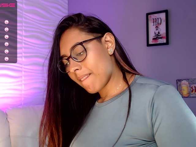 Photos MaryOwenss Why don't you give this big ass a little love♥♥ Spit Ass 22Tks♥♥ SpreadAsshole♥♥ Fingering 111Tks♥♥ AnalShow 499Tks♥♥ @remian