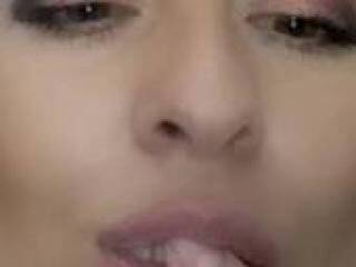 Erotic video chat mashaforyou