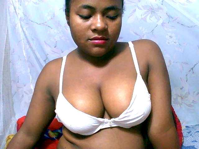 Broadcast screenshots Mathildahh