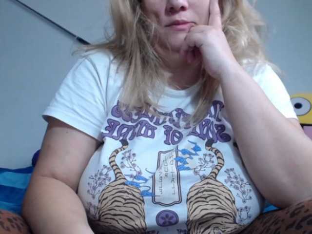 Broadcast screenshots maturboobsbig
