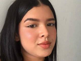 Erotic video chat MavisKiut