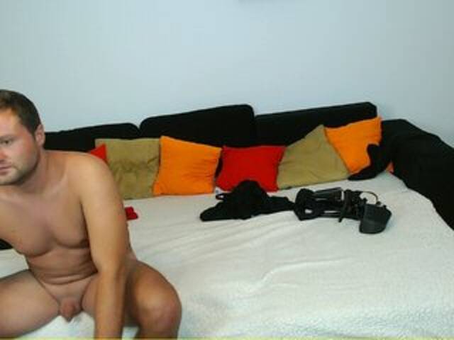 Broadcast screenshots MaxGACouple