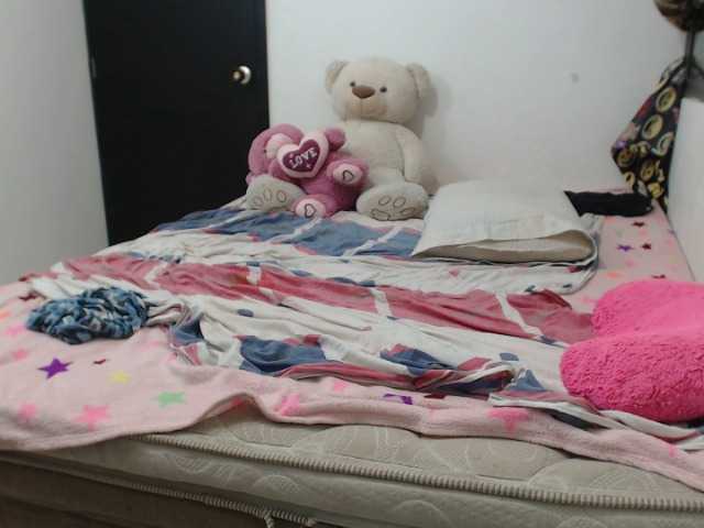 Broadcast screenshots maxnsheila