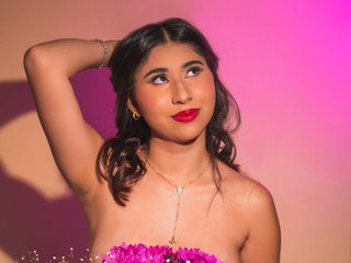 Erotic video chat MayaMoretti