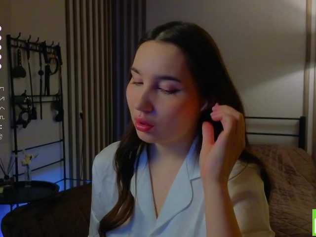 Broadcast screenshots MayMori