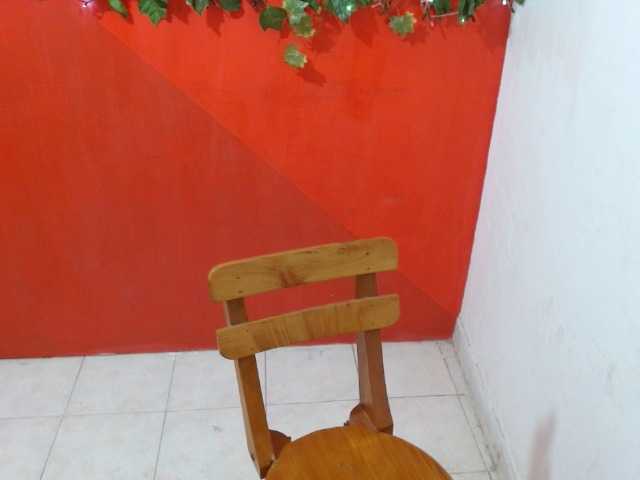 Broadcast screenshots MayraMeneses