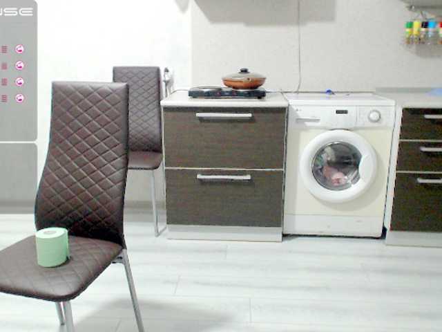 Broadcast screenshots MeDjessi