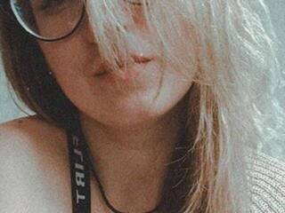 Erotic video chat MeganAmoree