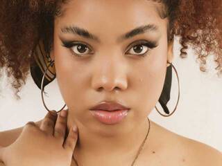 Erotic video chat MeganRoux