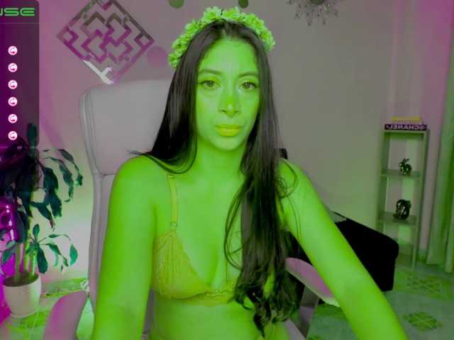 Broadcast screenshots MeganWhite