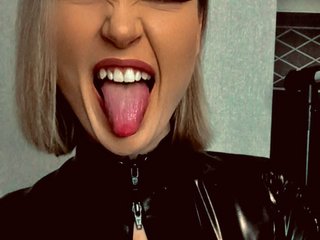 Erotic video chat MeggyWaiss