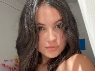 Erotic video chat Melanieev