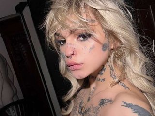 Erotic video chat MelindaArnold