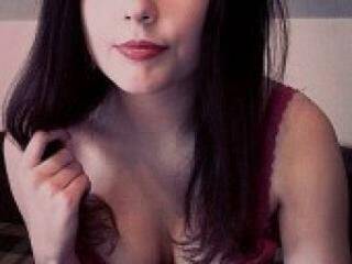 Erotic video chat melissamila