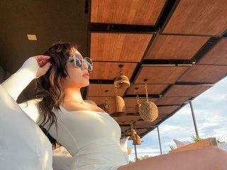 Erotic video chat MelodyRoberts