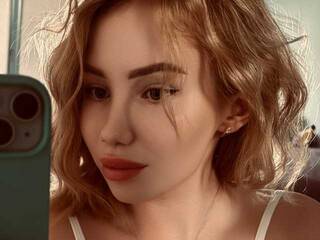 Erotic video chat MerriiiRosalee